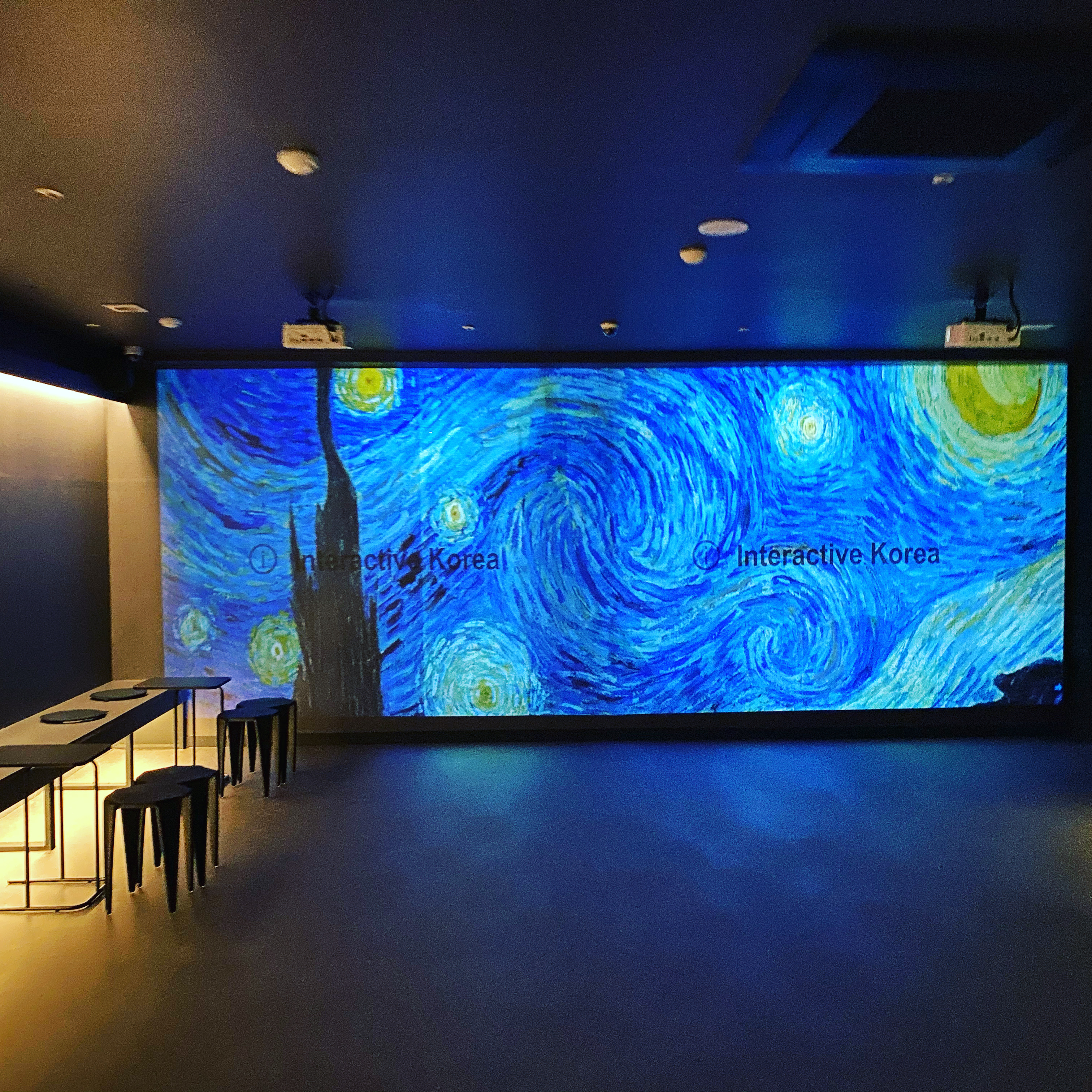 Ambient space mapping with Quadro